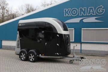 Bucker Careliner M uitvoering  2 paardstrailer